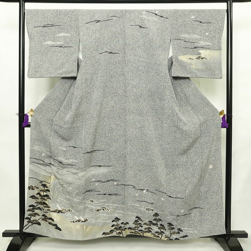 訪問着 美品 落款入り 正絹 風景柄 袷仕立て 身丈159cm 裄丈67cm リサイクル着物 着物 箔 共八掛 銀彩 卒業式 フォーマル グレー_画像1