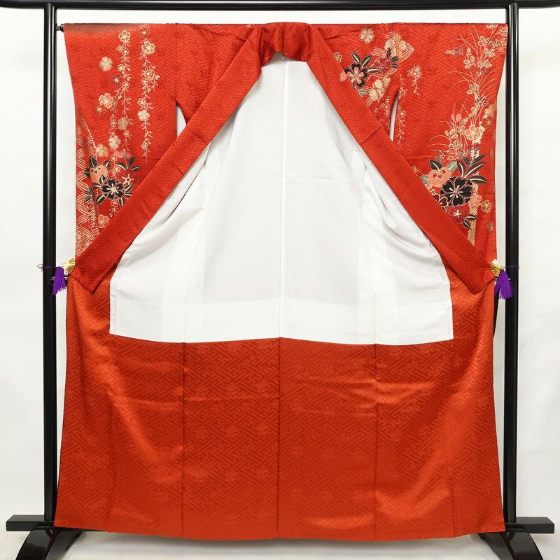 振袖 良品 金駒刺繍 正絹 花柄 袷仕立て 身丈161cm 裄丈66cm リサイクル着物 着物 箔 金彩 成人式 二十歳 二十歳の集い パーティー 萩 フォーマル 赤・朱_画像3