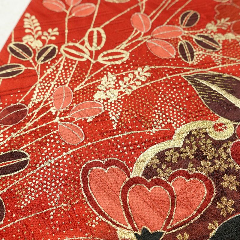 振袖 良品 金駒刺繍 正絹 花柄 袷仕立て 身丈161cm 裄丈66cm リサイクル着物 着物 箔 金彩 成人式 二十歳 二十歳の集い パーティー 萩 フォーマル 赤・朱_画像11