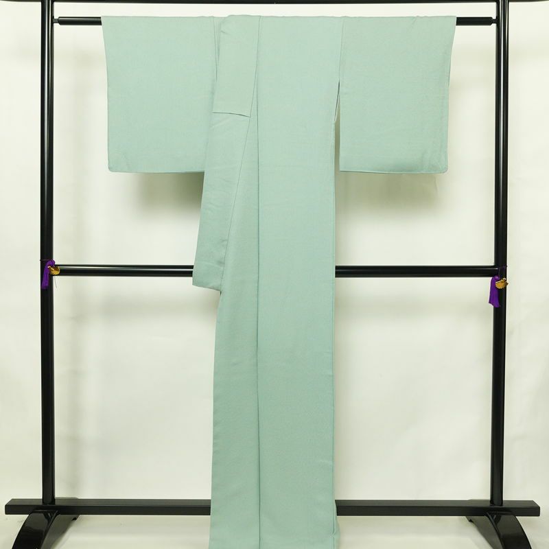 色無地 一つ紋付き 寿光織 伝統工芸茶染 正絹 花柄 袷仕立て 身丈163.5cm 裄丈68cm リサイクル着物 着物 お茶会 フォーマル 緑・うぐいす色_画像2