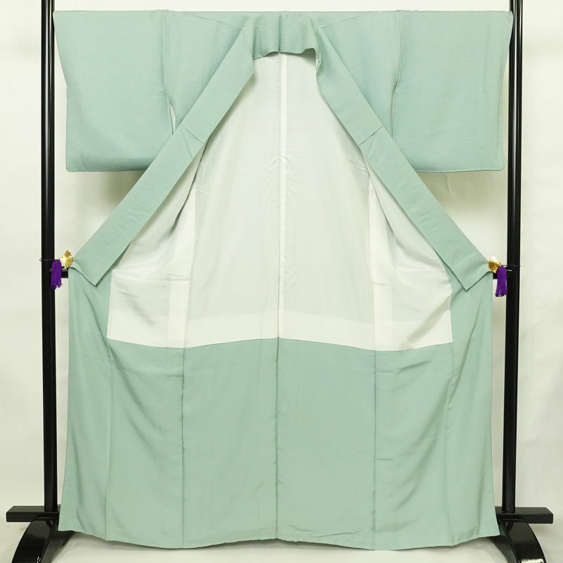 色無地 一つ紋付き 寿光織 伝統工芸茶染 正絹 花柄 袷仕立て 身丈163.5cm 裄丈68cm リサイクル着物 着物 お茶会 フォーマル 緑・うぐいす色_画像3