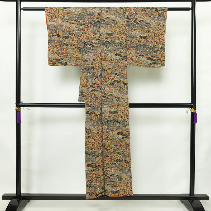 小紋 縮緬 総柄 正絹 風景柄 袷仕立て 身丈149cm 裄丈62.5cm リサイクル着物 着物 黄・黄土色_画像2