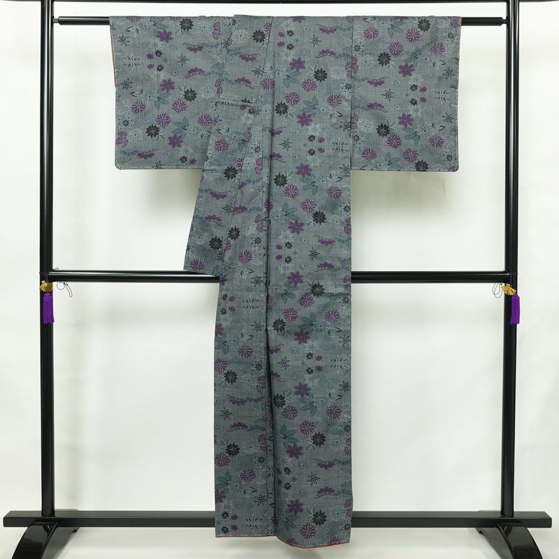 紬 しつけ糸付き 正絹 花柄 袷仕立て 身丈154cm 裄丈65.5cm リサイクル着物 着物 青・紺_画像2