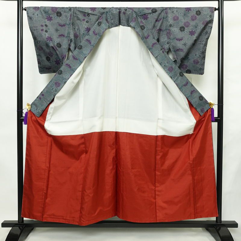 紬 しつけ糸付き 正絹 花柄 袷仕立て 身丈154cm 裄丈65.5cm リサイクル着物 着物 青・紺_画像3