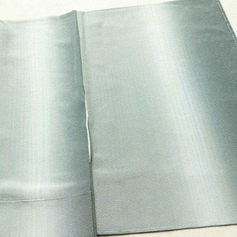 小紋 良品 しつけ糸付き 付下小紋 正絹 縞柄・線柄 袷仕立て 身丈150.5cm 裄丈63.5cm リサイクル着物 着物 緑・うぐいす色_画像13