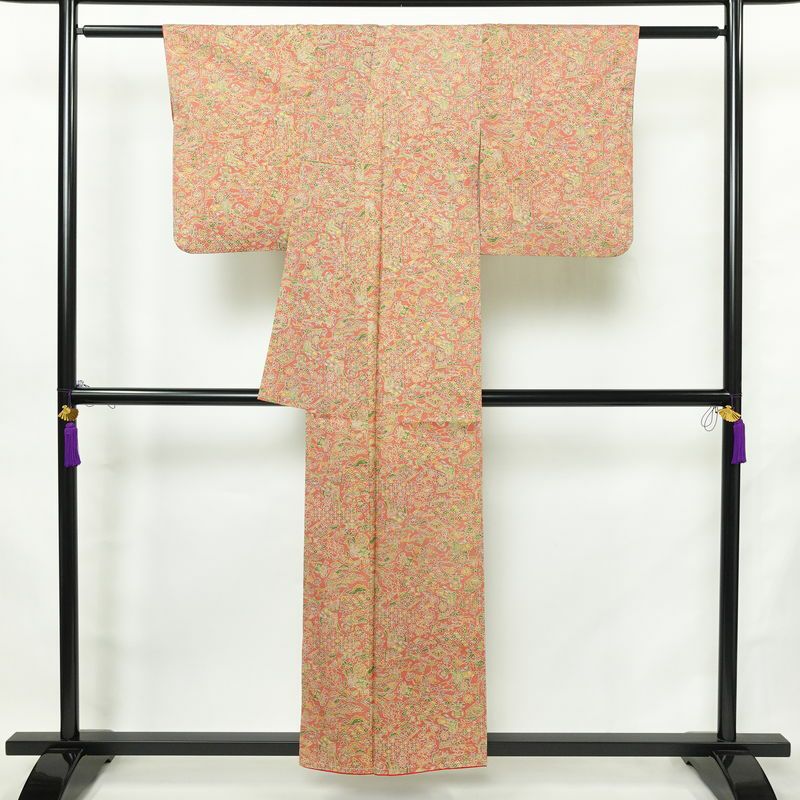 小紋 正絹 古典柄 袷仕立て 身丈153.5cm 裄丈62.5cm リサイクル着物 一部しつけ糸付き 着物 赤・朱_画像2