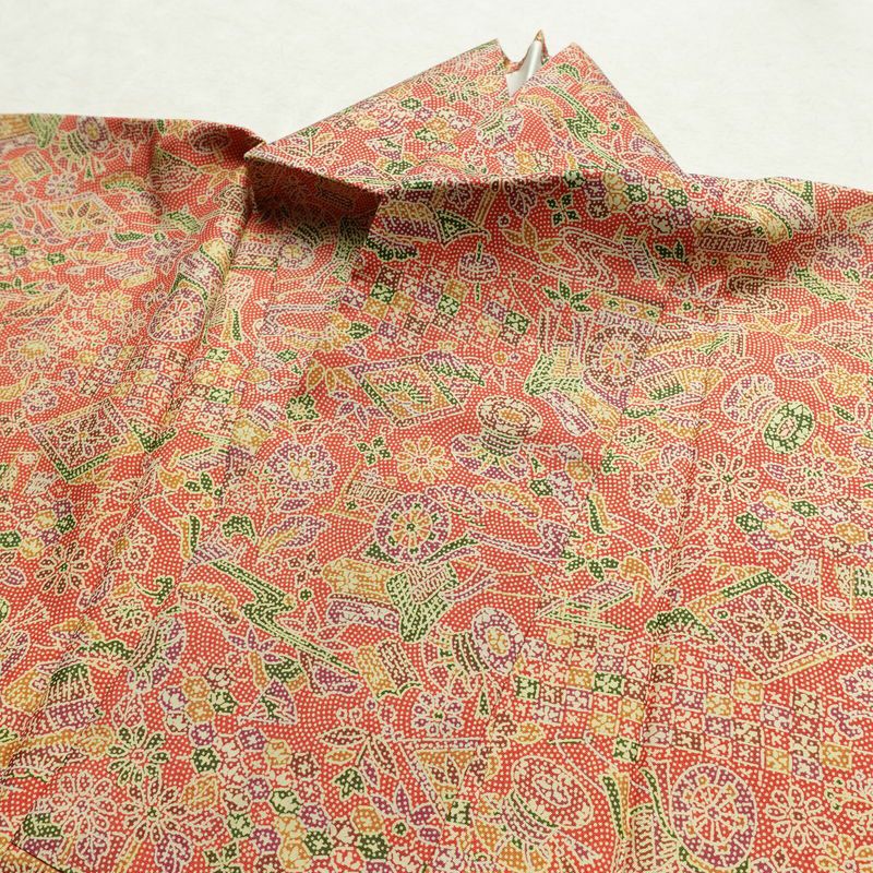 小紋 正絹 古典柄 袷仕立て 身丈153.5cm 裄丈62.5cm リサイクル着物 一部しつけ糸付き 着物 赤・朱_画像14