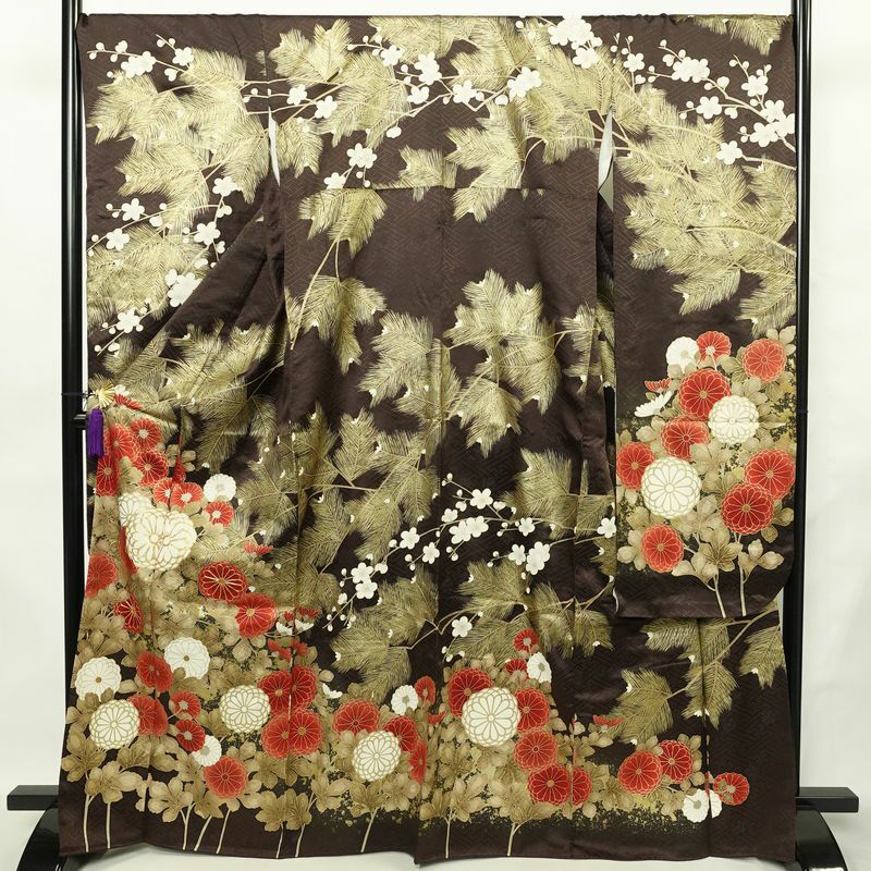 振袖 金駒刺繍 綸子 正絹 花柄 袷仕立て 身丈165.5cm 裄丈69.5cm リサイクル着物 着物 箔 金彩 成人式 二十歳 二十歳の集い フォーマル 菊 茶_画像1
