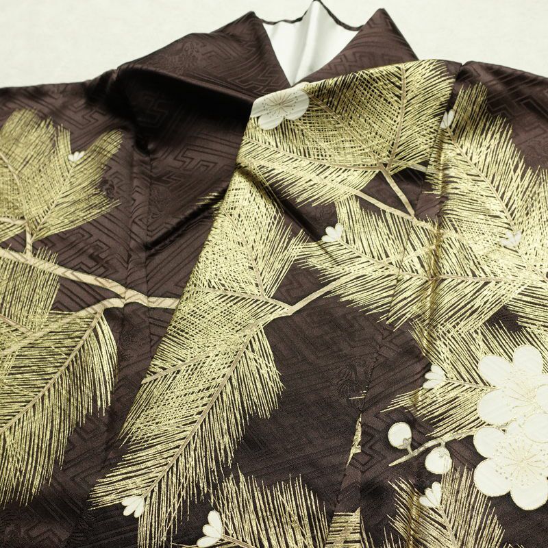 振袖 金駒刺繍 綸子 正絹 花柄 袷仕立て 身丈165.5cm 裄丈69.5cm リサイクル着物 着物 箔 金彩 成人式 二十歳 二十歳の集い フォーマル 菊 茶_画像18