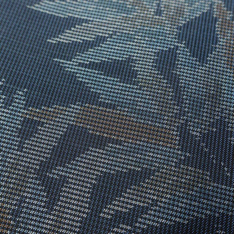 紬 正絹 木の葉・植物柄 袷仕立て 身丈157cm 裄丈65cm リサイクル着物 着物 青・紺_画像9