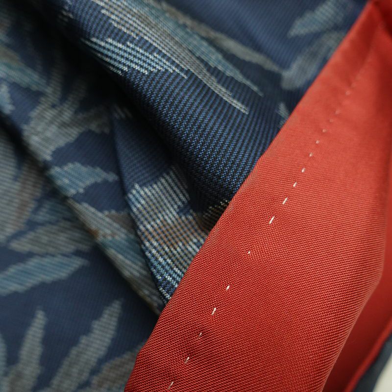 紬 正絹 木の葉・植物柄 袷仕立て 身丈157cm 裄丈65cm リサイクル着物 着物 青・紺_画像15