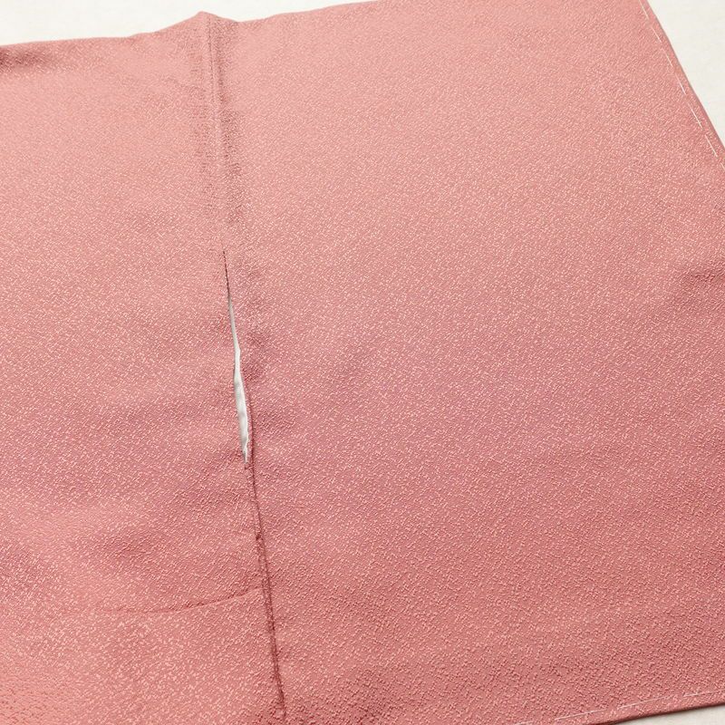 色無地 美品 落款入り しつけ糸付き 一つ紋付き 正絹 無地 袷仕立て 身丈165.5cm 裄丈65cm リサイクル着物 着物 お茶会 七五三 お宮参り フォーマル ピンク_画像14