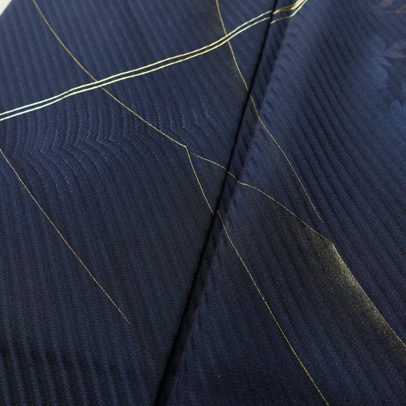 付け下げ 一つ紋付き 正絹 花柄 袷仕立て 身丈152.5cm 裄丈64.5cm リサイクル着物 着物 箔 金彩 フォーマル 青・紺_画像11