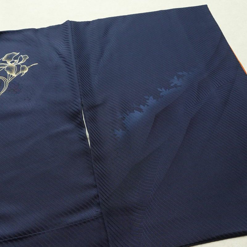 付け下げ 一つ紋付き 正絹 花柄 袷仕立て 身丈152.5cm 裄丈64.5cm リサイクル着物 着物 箔 金彩 フォーマル 青・紺_画像16