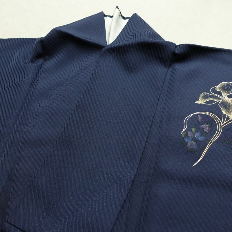 付け下げ 一つ紋付き 正絹 花柄 袷仕立て 身丈152.5cm 裄丈64.5cm リサイクル着物 着物 箔 金彩 フォーマル 青・紺_画像18