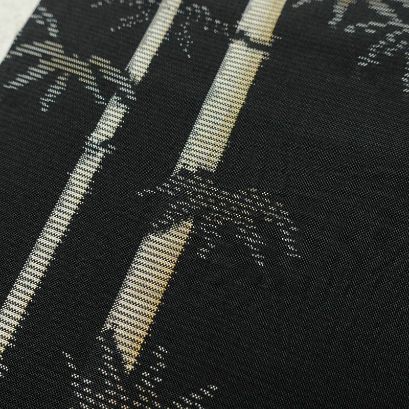 村山大島紬 正絹 木の葉・植物柄 袷仕立て 身丈164cm 裄丈62cm リサイクル着物 大島紬 着物 黒_画像8