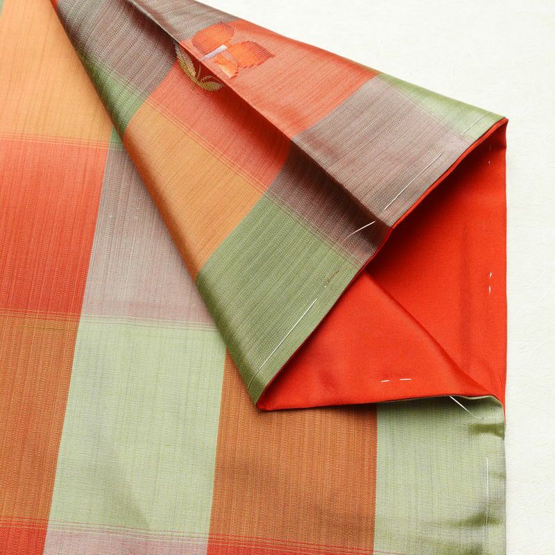 紬 良品 しつけ糸付き アンサンブル 2点セット 正絹 花柄 袷仕立て 身丈166.5cm 裄丈67.5cm リサイクル着物 着物 羽織 おしゃれ 多色使い_画像13