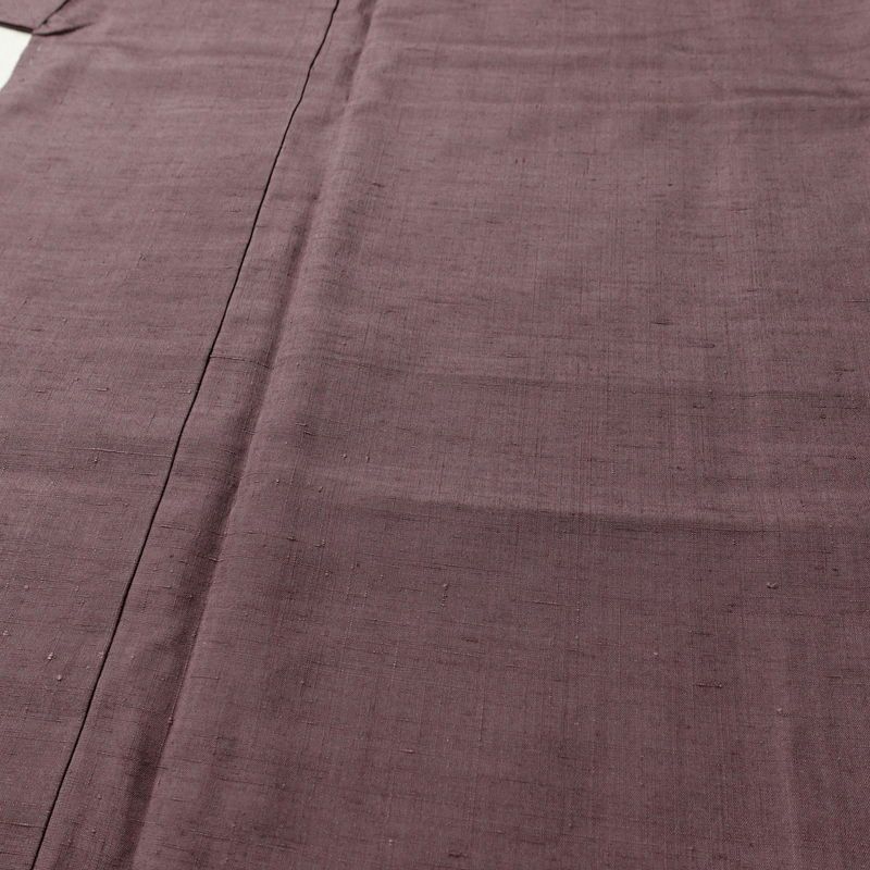 紬 良品 しつけ糸付き 正絹 無地 袷仕立て 身丈155cm 裄丈63.5cm リサイクル着物 着物 くすみパープル シンプル 紫・藤色_画像5