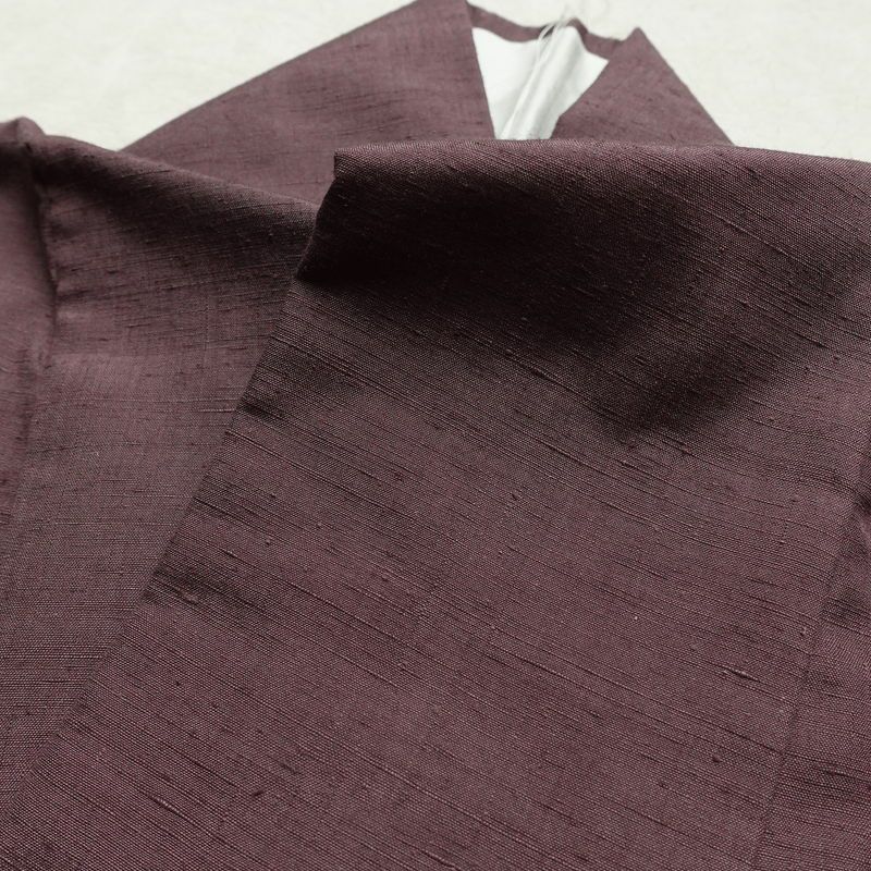 紬 良品 しつけ糸付き 正絹 無地 袷仕立て 身丈155cm 裄丈63.5cm リサイクル着物 着物 くすみパープル シンプル 紫・藤色_画像17