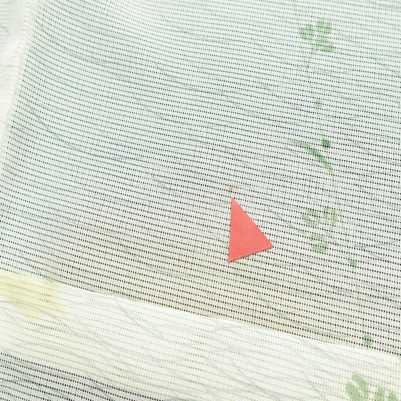 盛夏 小紋 夏用 絽 バチ衿仕立て ポリエステル 木の葉・植物柄 単衣仕立て 身丈158.5cm 裄丈61.5cm リサイクル着物 着物 白_画像13