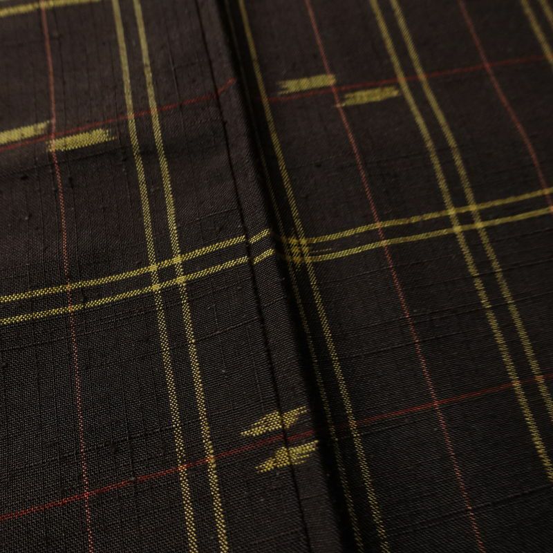 紬 しつけ糸付き 正絹 チェック・格子柄 袷仕立て 身丈163cm 裄丈65.5cm リサイクル着物 着物 カジュアル 茶_画像11