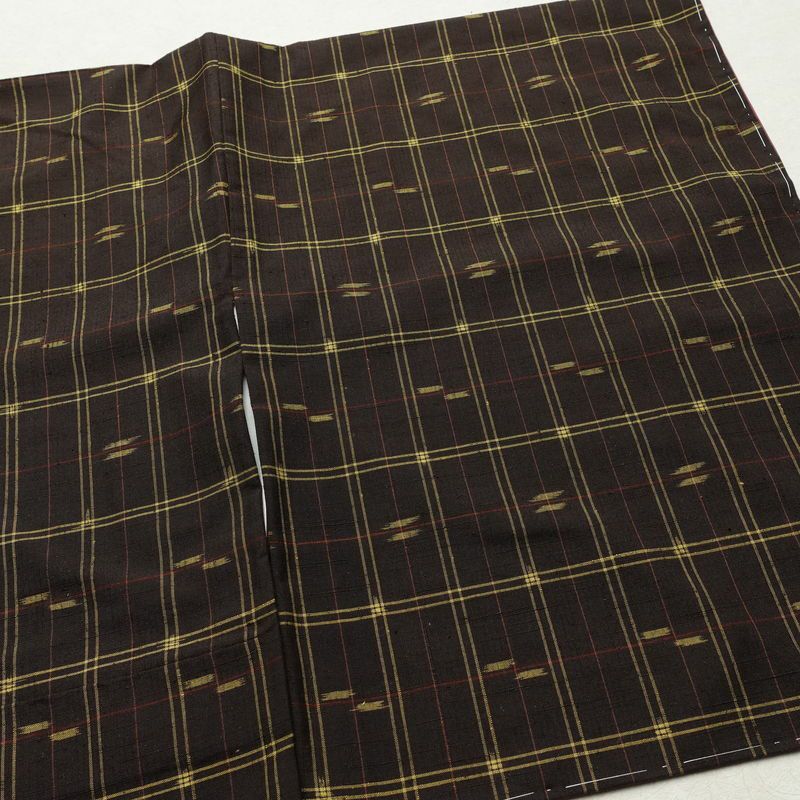 紬 しつけ糸付き 正絹 チェック・格子柄 袷仕立て 身丈163cm 裄丈65.5cm リサイクル着物 着物 カジュアル 茶_画像13