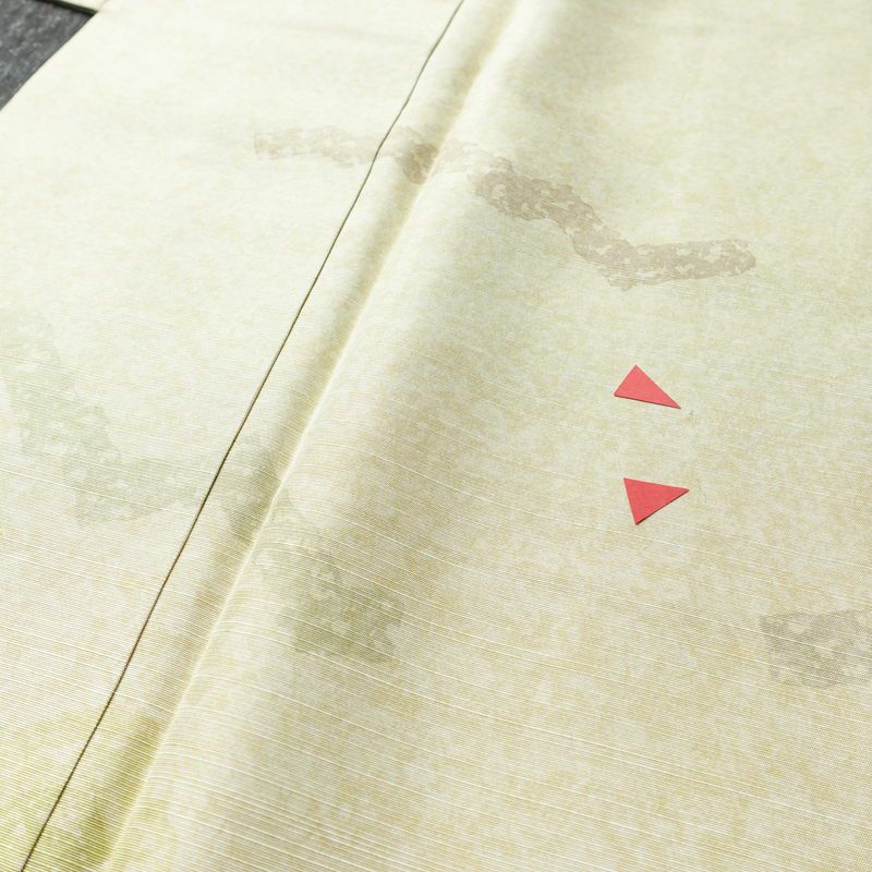 訪問着 良品 落款入り 正絹 幾何学柄・抽象柄 袷仕立て 身丈163.5cm 裄丈66.5cm リサイクル着物 着物 おしゃれ 紬地 緑・うぐいす色_画像7