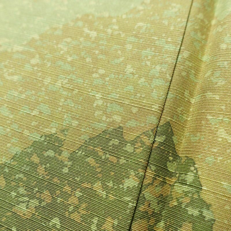 訪問着 良品 落款入り 正絹 幾何学柄・抽象柄 袷仕立て 身丈163.5cm 裄丈66.5cm リサイクル着物 着物 おしゃれ 紬地 緑・うぐいす色_画像10