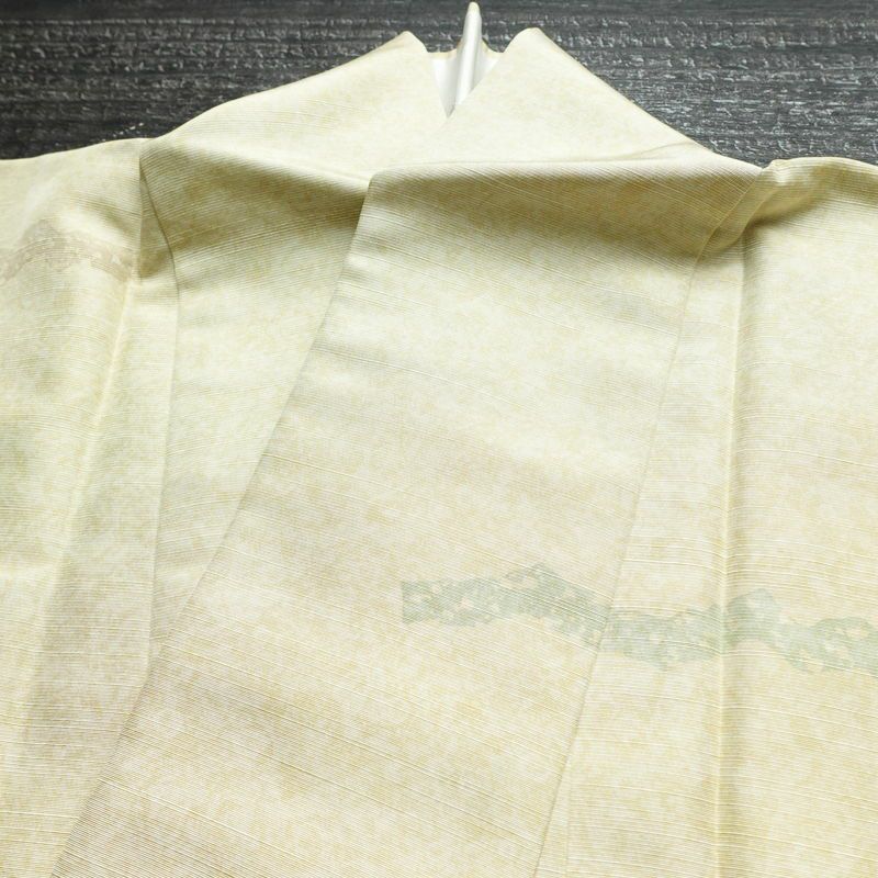 訪問着 良品 落款入り 正絹 幾何学柄・抽象柄 袷仕立て 身丈163.5cm 裄丈66.5cm リサイクル着物 着物 おしゃれ 紬地 緑・うぐいす色_画像17