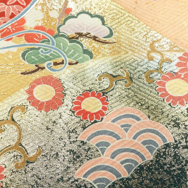 振袖 正絹 古典柄 袷仕立て 身丈164.5cm 裄丈66cm リサイクル着物 着物 箔 金彩 成人式 二十歳 二十歳の集い パーティー フォーマル 蝶 扇子 御所車 黄・黄土色_画像10