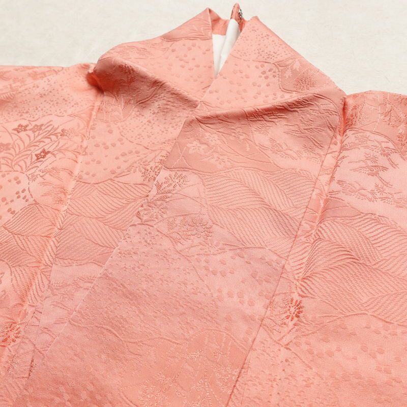 色無地 一つ紋付き 正絹 木の葉・植物柄 袷仕立て 身丈163cm 裄丈64.5cm リサイクル着物 着物 お茶会 フォーマル ピンク_画像18