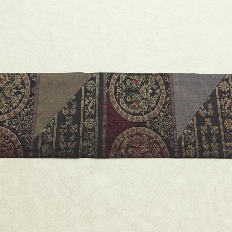 名古屋帯 六通柄 良品 正絹 幾何学柄・抽象柄 名古屋仕立て なごや帯 リサイクル帯 帯 モダン おしゃれ 紫・藤色_画像13