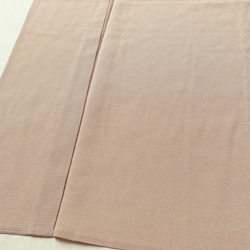 盛夏 色無地 白坂幸蔵 絽ちりめん 縮緬 絽 良品 しつけ糸付き 夏用 一つ紋付き 正絹 無地 単衣仕立て 身丈152.5cm 裄丈63.5cm リサイクル着物 着物 お茶会 フォーマル シンプル ピンクベージュ ベージュ_画像4
