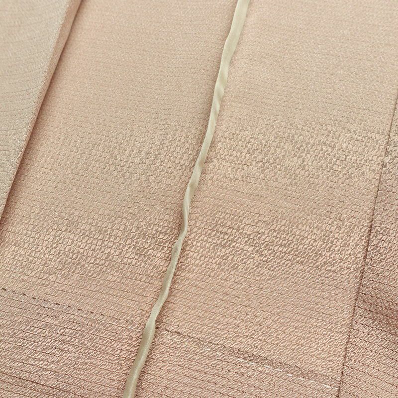 盛夏 色無地 白坂幸蔵 絽ちりめん 縮緬 絽 良品 しつけ糸付き 夏用 一つ紋付き 正絹 無地 単衣仕立て 身丈152.5cm 裄丈63.5cm リサイクル着物 着物 お茶会 フォーマル シンプル ピンクベージュ ベージュ_画像19