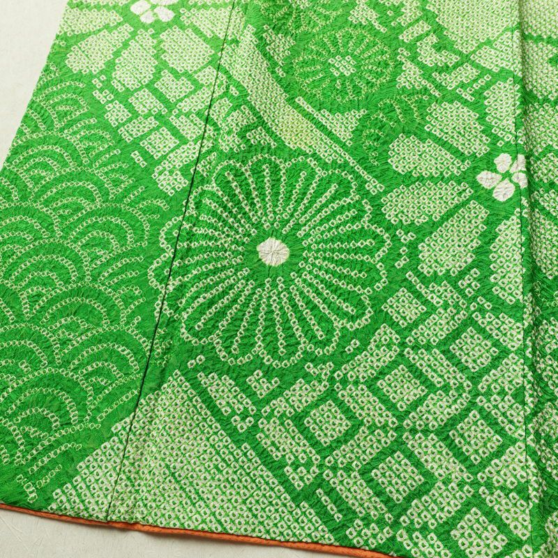 振袖 絞り 総絞り 正絹 花柄 袷仕立て 身丈156cm 裄丈65cm リサイクル着物 着物 二十歳 二十歳の集い お茶会 パーティー フォーマル 緑・うぐいす色_画像4