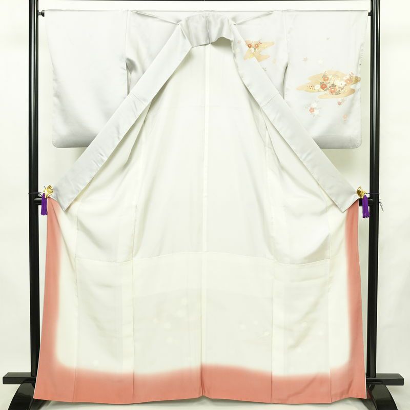 訪問着 金駒刺繍 一つ紋付き 正絹 古典柄 袷仕立て 身丈164.5cm 裄丈65cm リサイクル着物 着物 箔 金彩 入学式 卒業式 七五三 お宮参り フォーマル 四季花 菊 ブルーグレー グレー_画像3