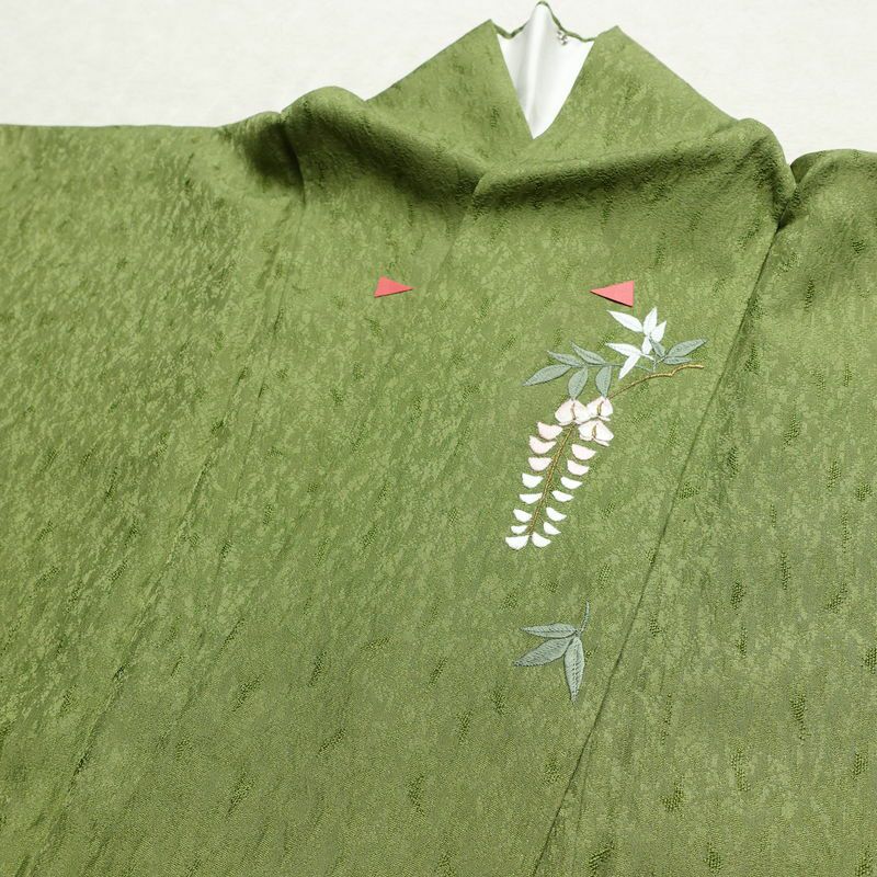 訪問着 一つ紋付き 正絹 木の葉・植物柄 袷仕立て 身丈162cm 裄丈68cm リサイクル着物 着物 刺繍 箔 入学式 卒業式 七五三 お宮参り フォーマル 緑・うぐいす色_画像16