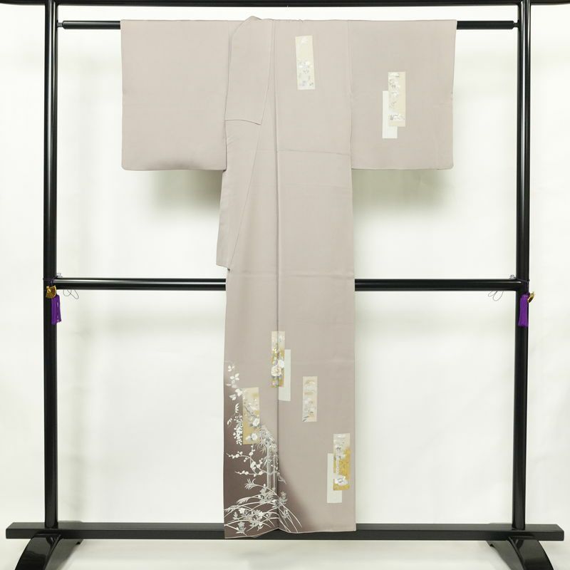 付け下げ 正絹 木の葉・植物柄 袷仕立て 身丈149.5cm 裄丈62cm リサイクル着物 着物 刺繍 箔 共八掛 入学式 卒業式 七五三 お宮参り フォーマル 上品 紫・藤色_画像2