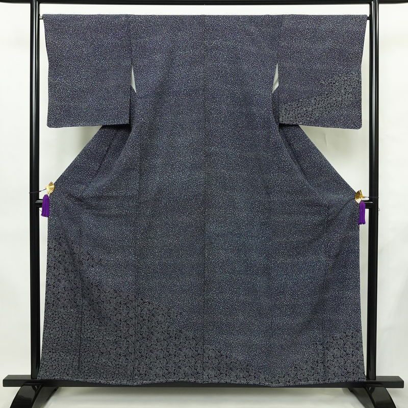 付け下げ しつけ糸付き 縮緬 正絹 古典柄 袷仕立て 身丈156.5cm 裄丈66.5cm リサイクル着物 着物 青・紺_画像1