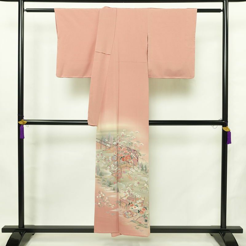 色留袖 しつけ糸付き 縮緬 一つ紋付き 正絹 古典柄 袷仕立て 身丈153cm 裄丈63.5cm リサイクル着物 着物 箔 共八掛 結婚式 フォーマル ピンク_画像2