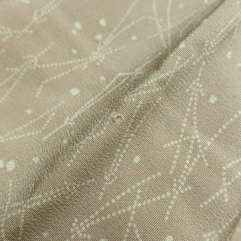 小紋 縮緬 正絹 木の葉・植物柄 袷仕立て 身丈161.5cm 裄丈66cm リサイクル着物 着物 ベージュ_画像13