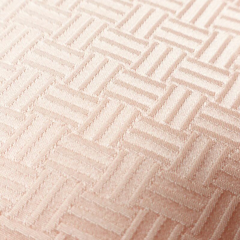 色無地 良品 綸子 一つ紋付き 正絹 古典柄 袷仕立て 身丈158cm 裄丈64cm リサイクル着物 一部しつけ糸付き 着物 入学式 お茶会 七五三 お宮参り フォーマル ピンク_画像8