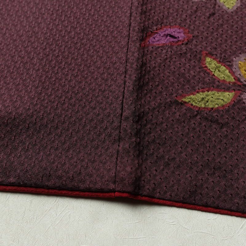 振袖 絞り 金駒刺繍 正絹 蝶・昆虫柄 袷仕立て 身丈167cm 裄丈69cm リサイクル着物 着物 金彩 成人式 二十歳 二十歳の集い フォーマル 紫・藤色_画像14