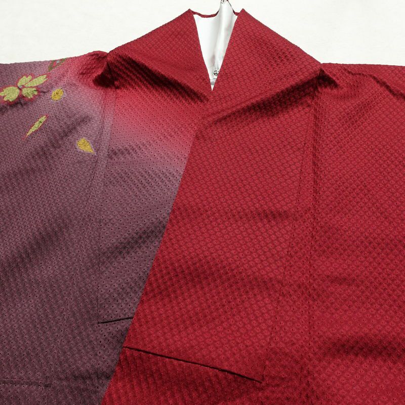 振袖 絞り 金駒刺繍 正絹 蝶・昆虫柄 袷仕立て 身丈167cm 裄丈69cm リサイクル着物 着物 金彩 成人式 二十歳 二十歳の集い フォーマル 紫・藤色_画像18