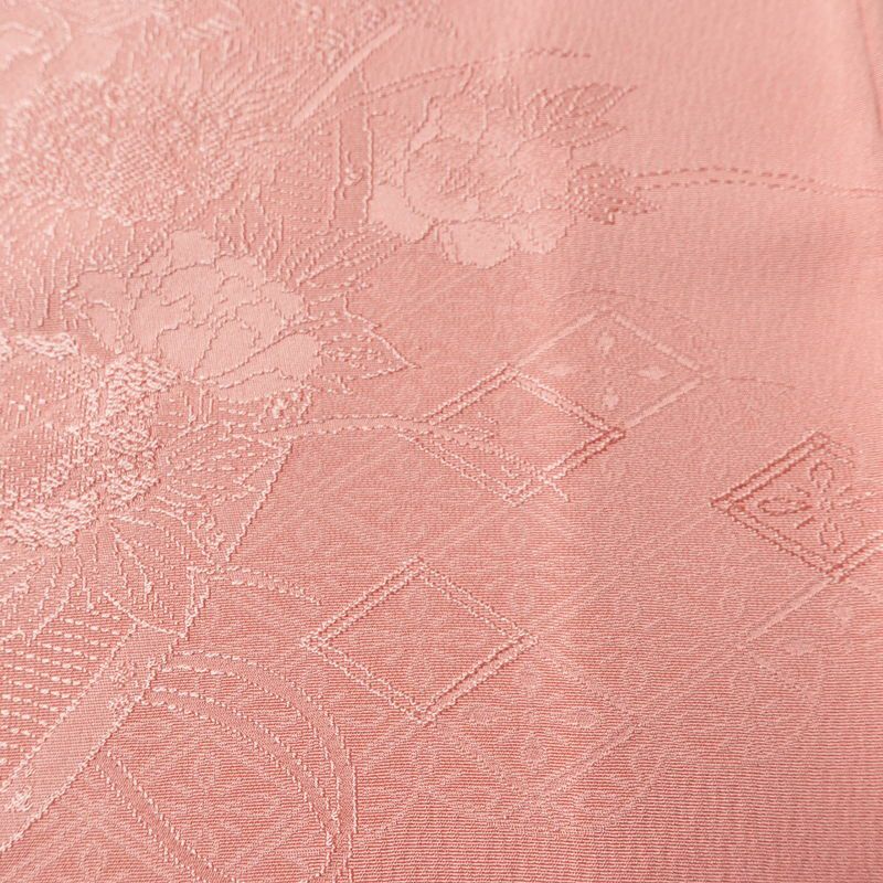 付け下げ 美品 しつけ糸付き 色無地絵羽付下 正絹 古典柄 袷仕立て 身丈154cm 裄丈63.5cm リサイクル着物 着物 入学式 卒業式 七五三 お宮参り フォーマル シンプル ピンク_画像10