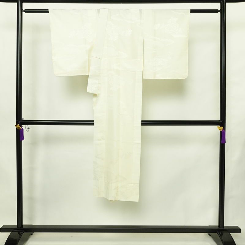 長襦袢 良品 ポリエステル 古典柄 袖無双・胴抜き 身丈131.5cm 裄丈64cm リサイクル着物 着物 フォーマル クリーム_画像2