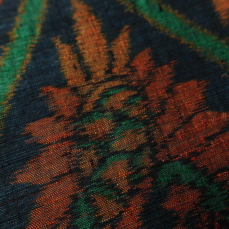 紬 バチ衿仕立て 正絹 古典柄 袷仕立て 身丈159.5cm 裄丈65cm リサイクル着物 一部しつけ糸付き 着物 青・紺_画像8