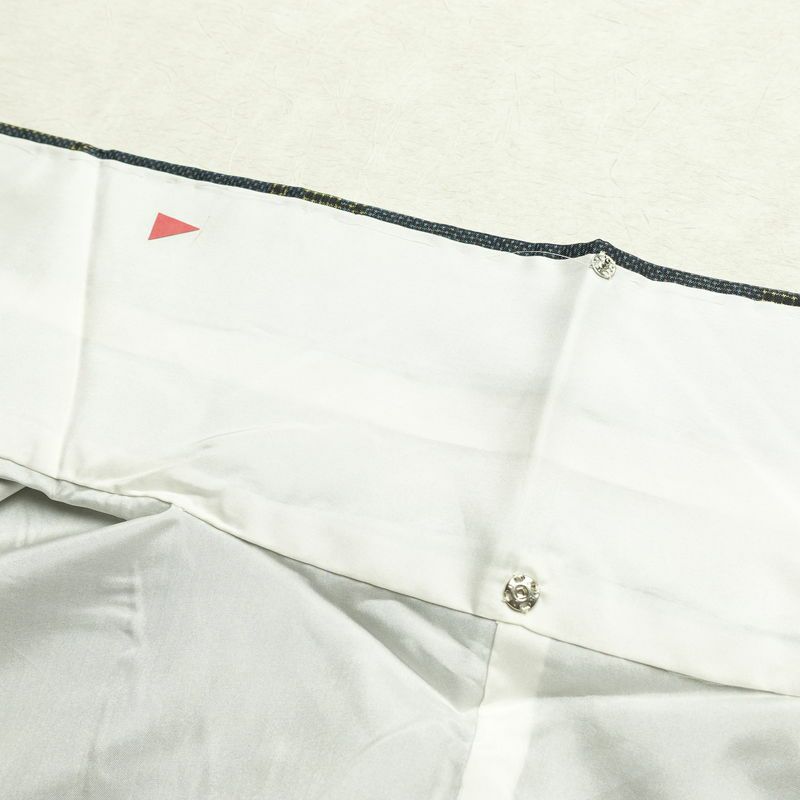 大島紬 正絹 幾何学柄・抽象柄 袷仕立て 身丈160cm 裄丈62.5cm リサイクル着物 着物 青・紺_画像20