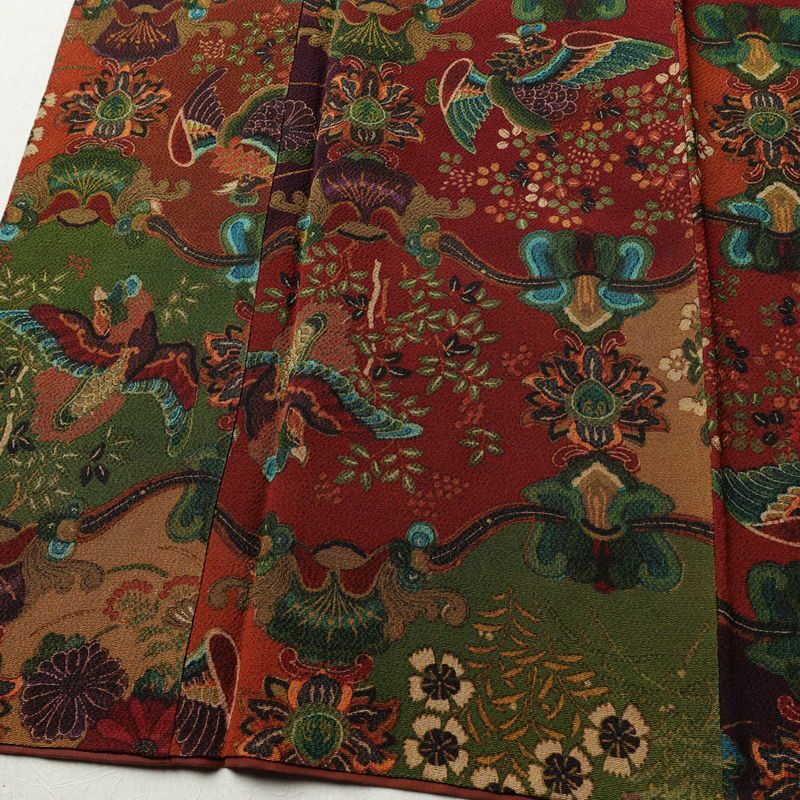 小紋 縮緬 総柄 正絹 幾何学柄・抽象柄 袷仕立て 身丈155cm 裄丈62.5cm リサイクル着物 着物 多色使い_画像4