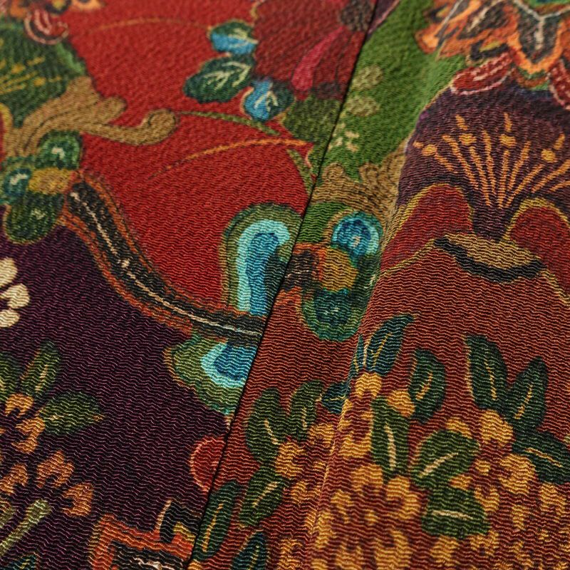 小紋 縮緬 総柄 正絹 幾何学柄・抽象柄 袷仕立て 身丈155cm 裄丈62.5cm リサイクル着物 着物 多色使い_画像9